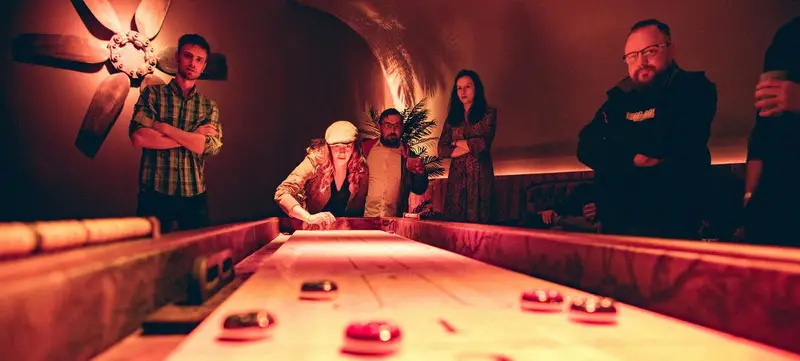 Foto 1 von Partyspaß mit Shuffleboard