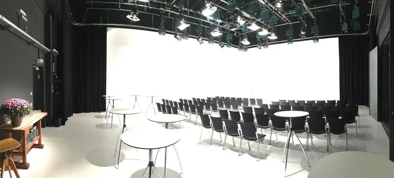 Foto 1 von Studio55 (alt:Studio Neckarbuben)