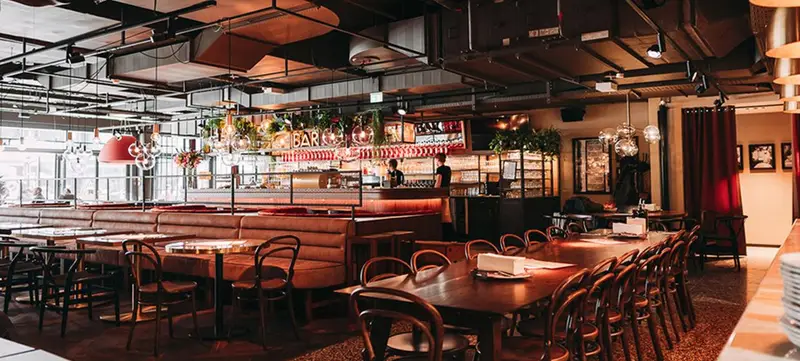 Foto 1 von L'Osteria am Mercedes Platz