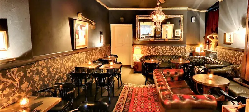 Foto 1 von Salut! Classic Bar
