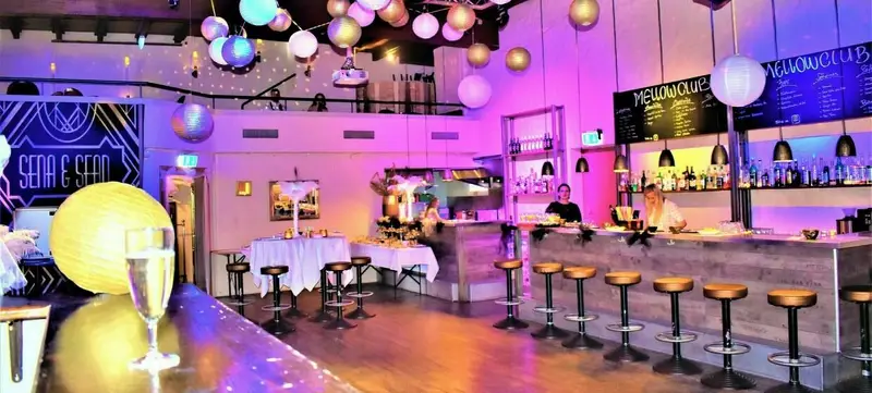 Foto 1 von Mellow Club & Deluxxe Bar