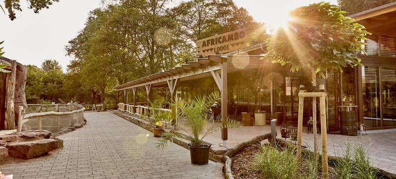 Foto 2 von Africambo Lodge im Zoo Magdeburg