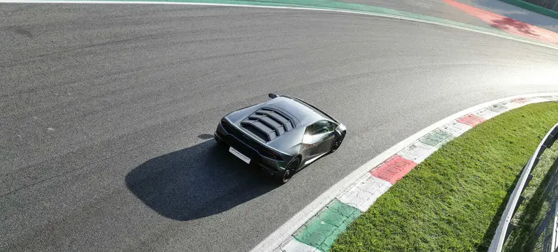 Foto 4 von Sportwagen fahren auf dem Hockenheimring