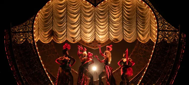 Foto 2 von Moulin Rouge! Das Musical zur Geltung