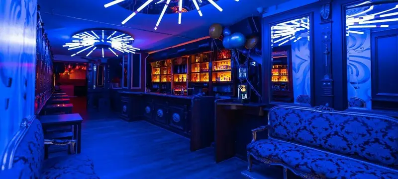 Foto 2 von Goldfinger Club