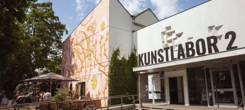 Foto 1 von Kunstlabor 2
