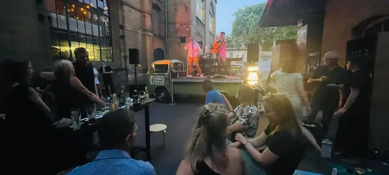 Foto 1 von Ein Sommerabend in der Schnapsmanufaktur