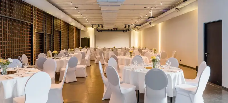 Foto 2 von Heiraten in der WHITE Spreelounge