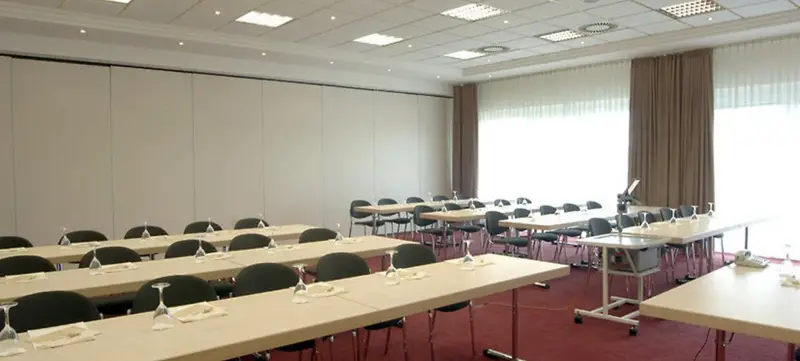 Foto 4 von Courtyard Magdeburg
