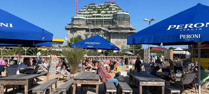 Foto 1 von Karo Beach