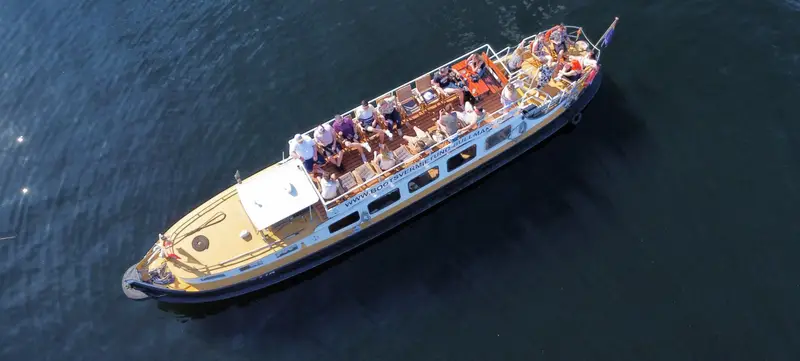 Foto 2 von MS Sylvia – Exklusives Eventschiff für Firmenfeiern & private Events in Berlin