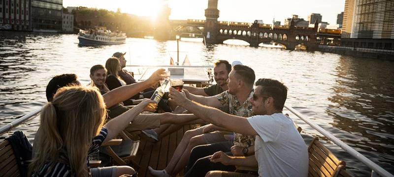 Foto 1 von Teamevent Berlin | Bootstour MS Sylvia | Teamtag auf der Spree