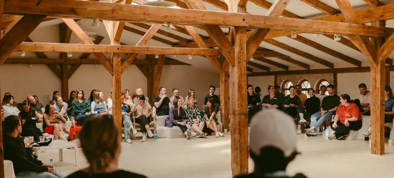 Foto 1 von 2-Tage-Teamworkshop im historischen Gutshaus + Scheunenloft (Frühling & Sommer)