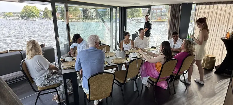 Foto 1 von Dinner Event - Gold Y8