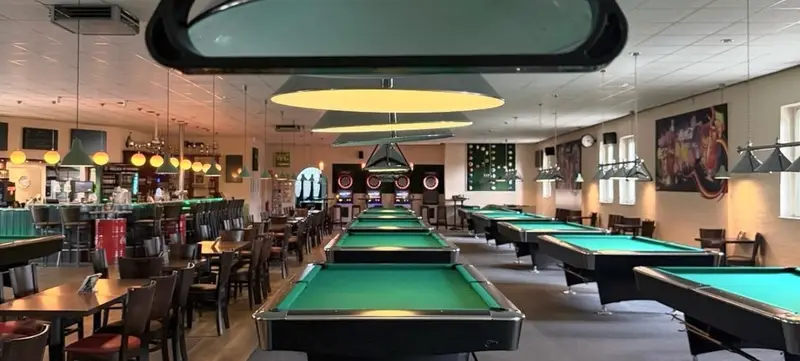 Foto 1 von Pool Hall