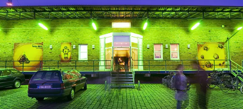 Foto 5 von Pool Hall