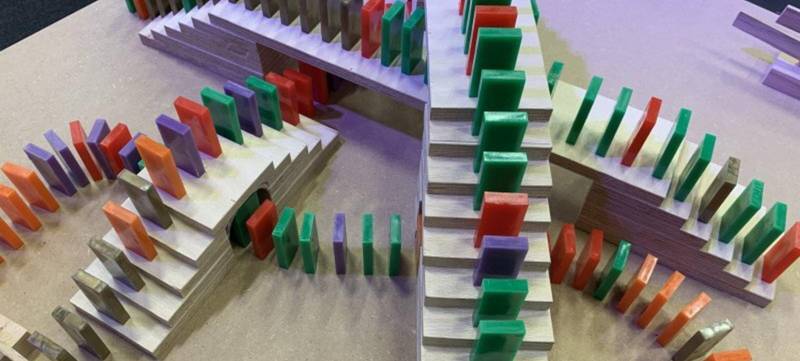 Foto 2 von Domino Challenge