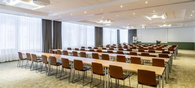 Foto 2 von Tagungspauschale ganztags im Novotel Hamburg City Alster