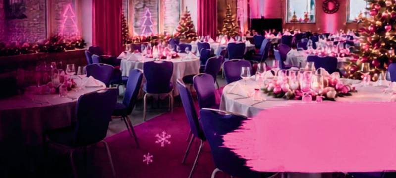 Foto 1 von THE SHARED CHRISTMAS PARTY