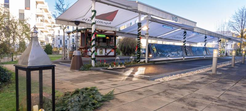 Foto 1 von Weihnachtsfeier mit Eisstockschießen