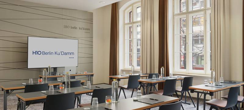 Foto 1 von Tagungspauschale Premium Full Day im H10 Berlin Ku'Damm